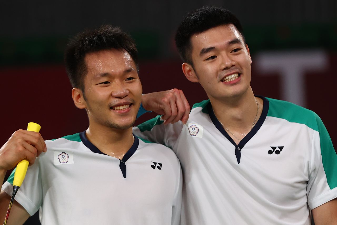 Men double badminton olympic