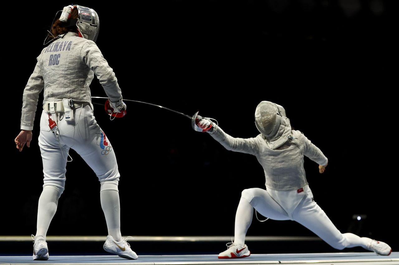 OlympicsFencingRussians win second consecutive gold in women's team