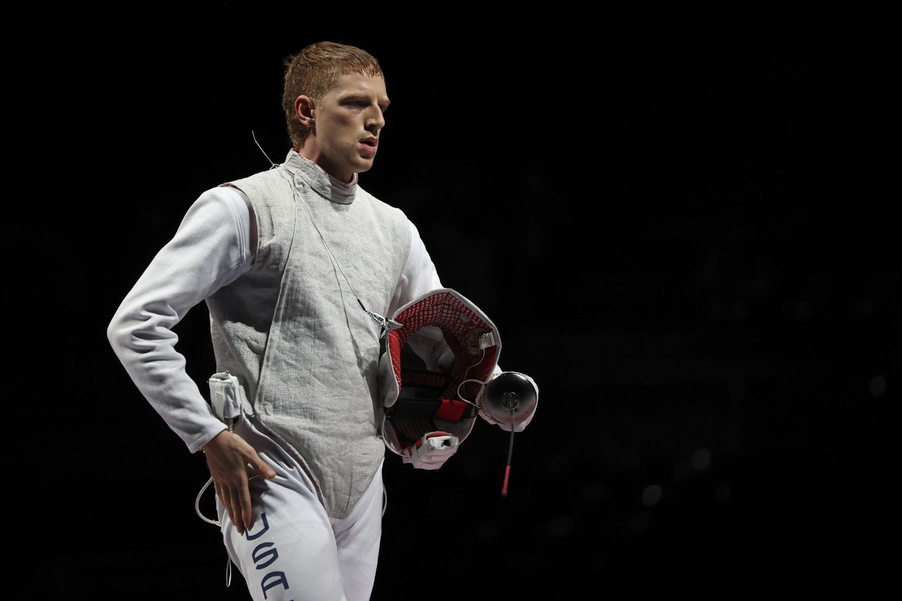 FILE PHOTO: Tokyo 2020 Olympics - Fencing - Men