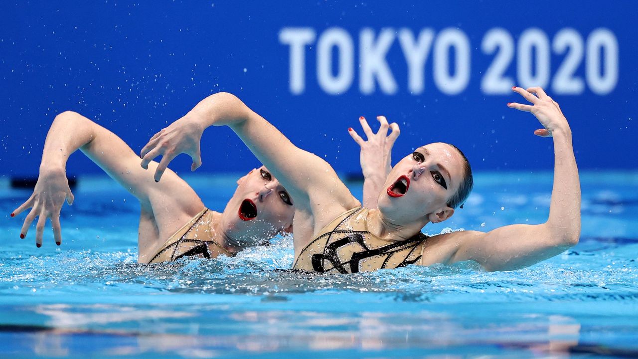 Synchronised swimming-Russian Romashina wins record sixth gold Nippon