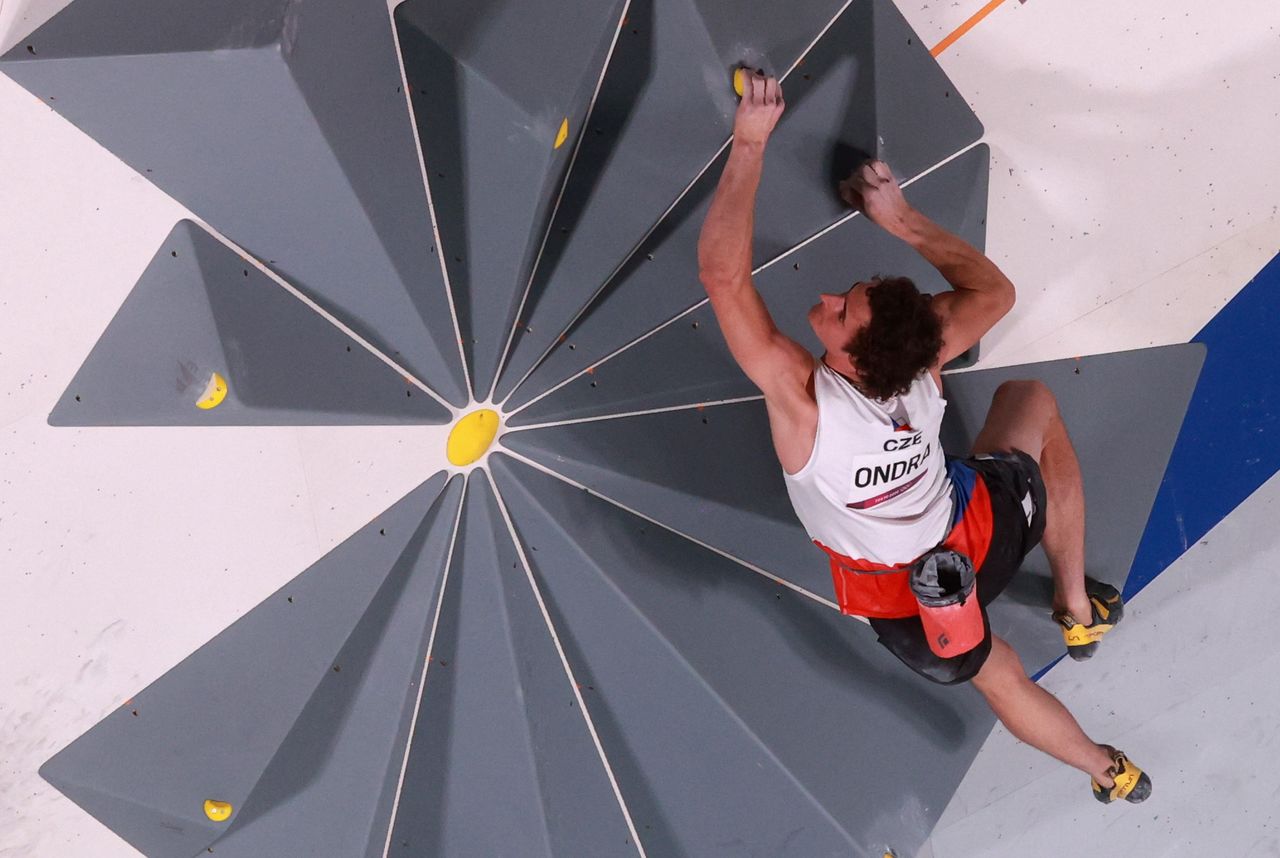 OlympicsClimbingAll eyes on women's bouldering after men's