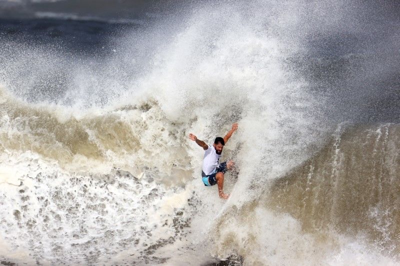 FILE PHOTO: Tokyo 2020 Olympics - Surfing - Men
