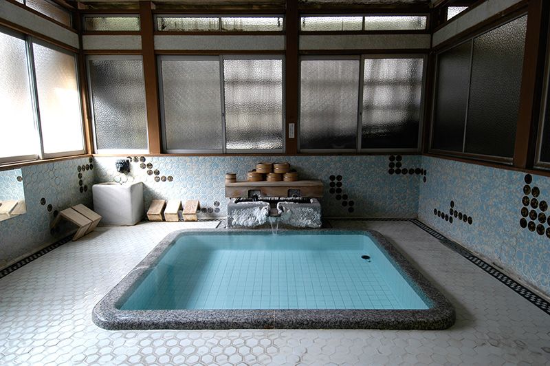 Kitsuneyu, Mukaitaki’s oldest bath