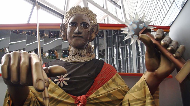 The rebuilt Gakutensoku on display at the Osaka Science Museum. The face was designed to reflect the characteristics of different types of people from around the world.
