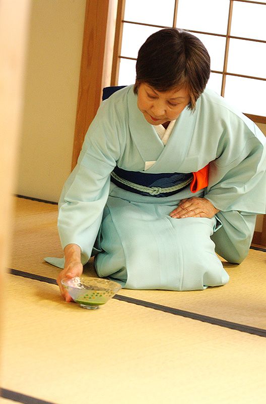 KRUIHAN Niños Yukata Vendimia Estilo Japones Niña Kimono Tradicional Ropa Seda Tela Túnica Desgaste Boda Partido Actuación Vestido