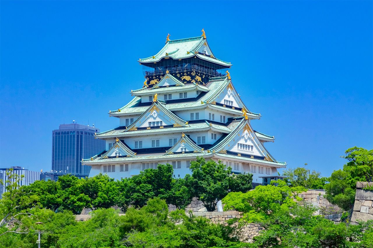 El castillo de Osaka. (© Pixta)