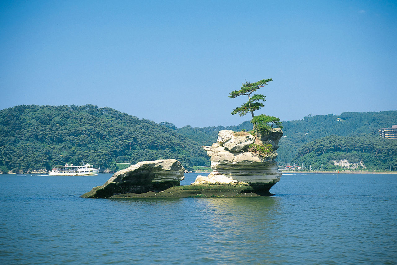 El islote de Senganjima que tanto intrigó a Masamune. (© Asociación de Turismo de Matsushima)