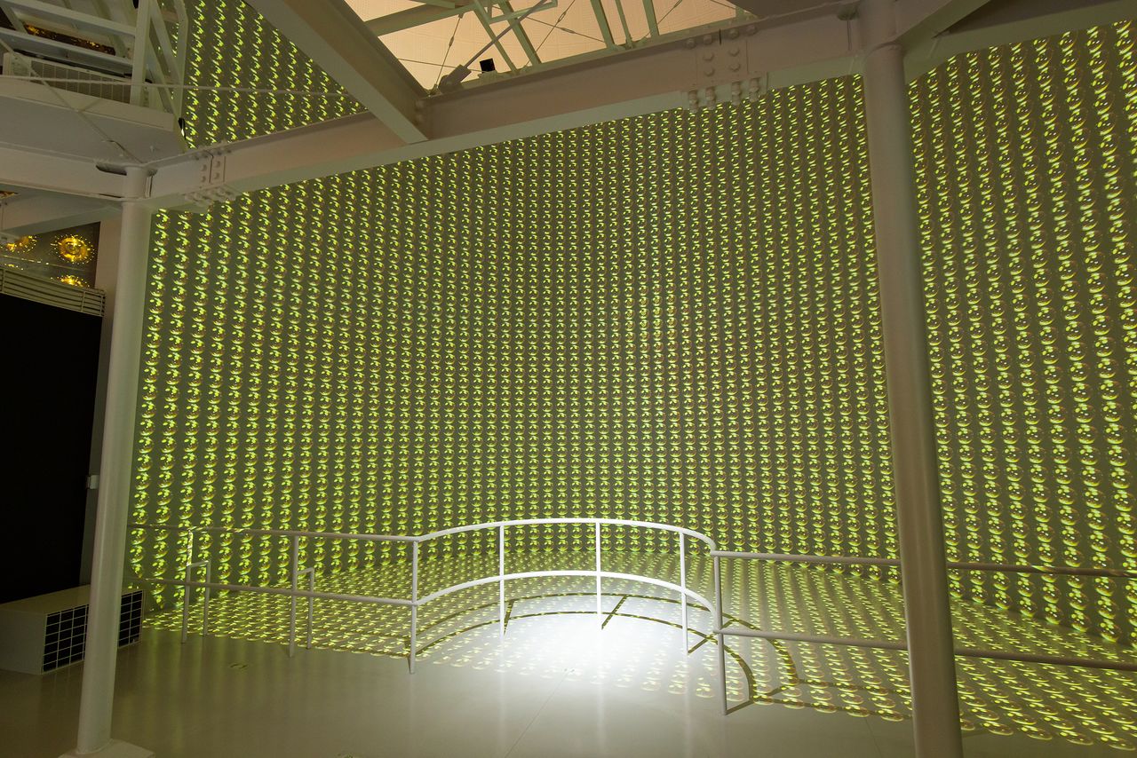 La enorme instalación Wondership permite hacerse una foto de recuerdo como si se estuviera dentro del Super-Kamiokande.