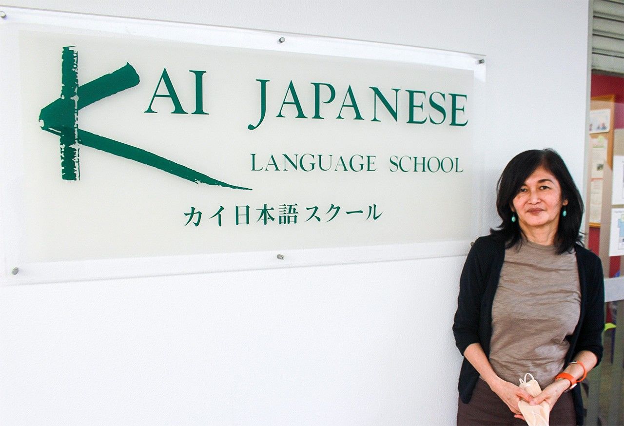 Yamamoto Hiroko, directora de la escuela Kai de japonés, se queja de que “Muchos estudiantes extranjeros no pueden entrar en Japón a pesar de todos los años que han invertido en estudiar y organizarse para venir”. (Imagen del autor)