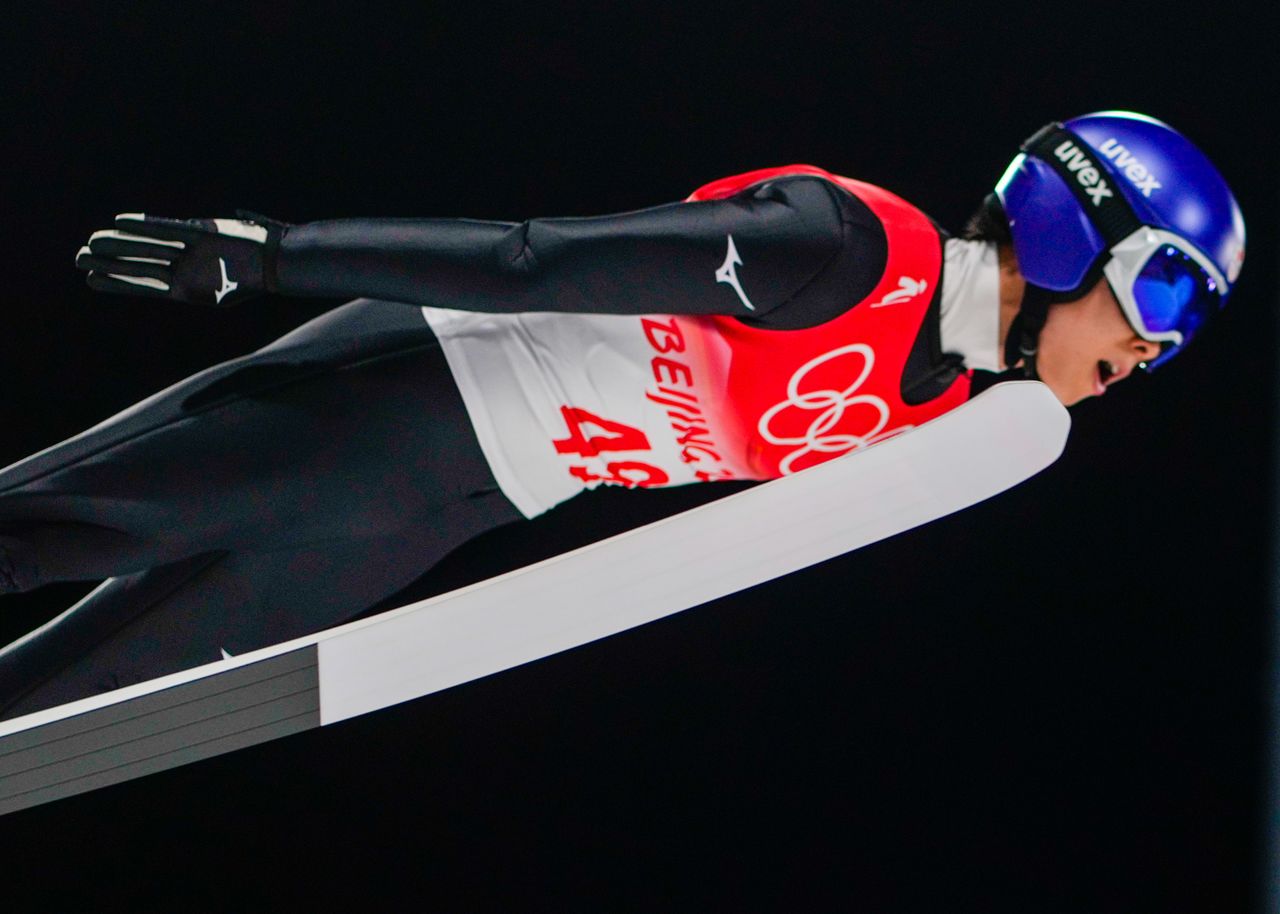 Kobayashi Ryōyū ha ganado la primera medalla de oro en salto de esquí individual masculino desde que lo lograse Funaki en los Juegos Olímpicos de Nagano, hace 24 años. (Reuters)