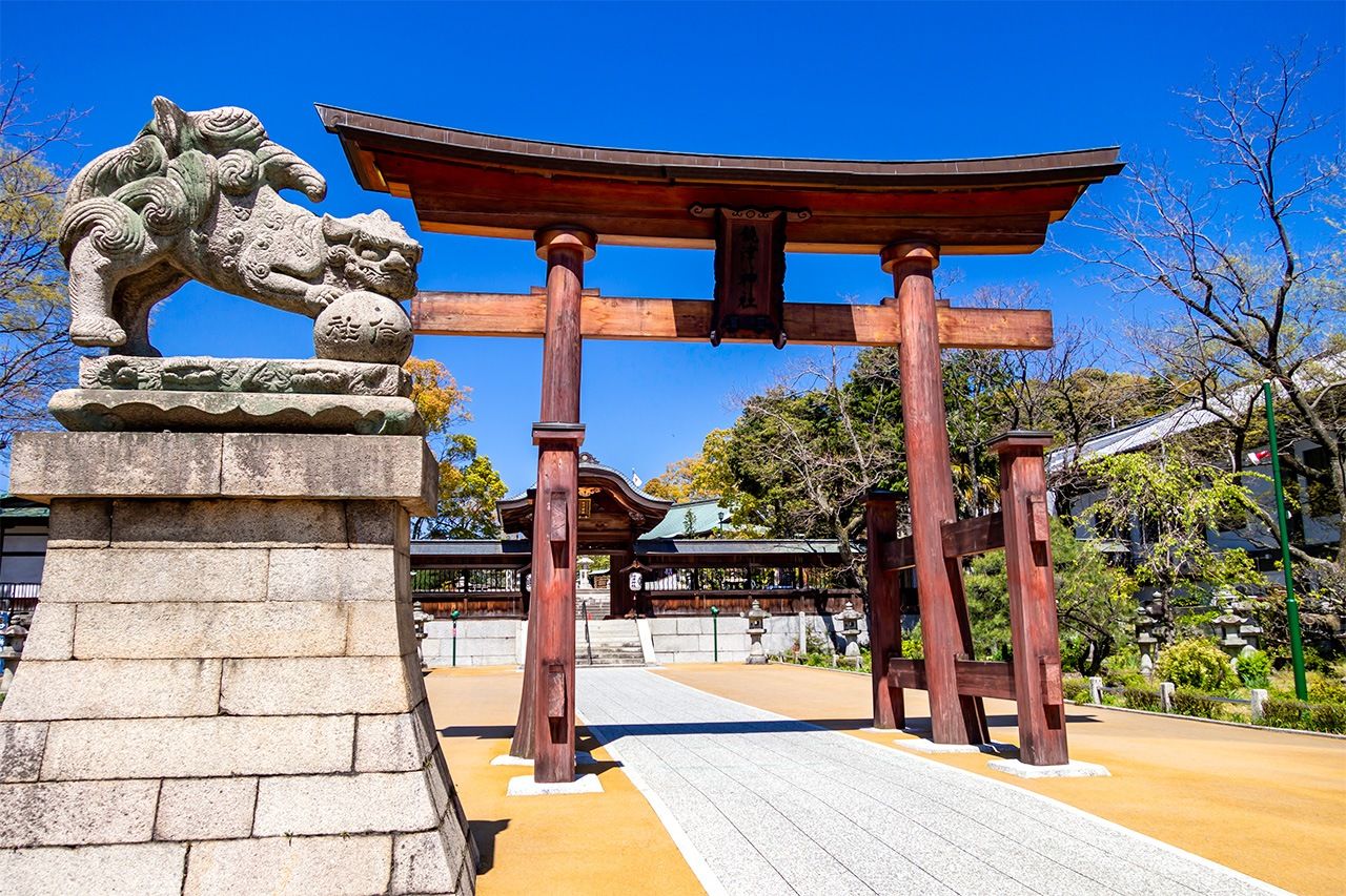 En el santuario de Nigitsu, ciudad de Hiroshima, están consagrados Asano Nagamasa y Nagaakira, padre e hijo. (Pixta)
