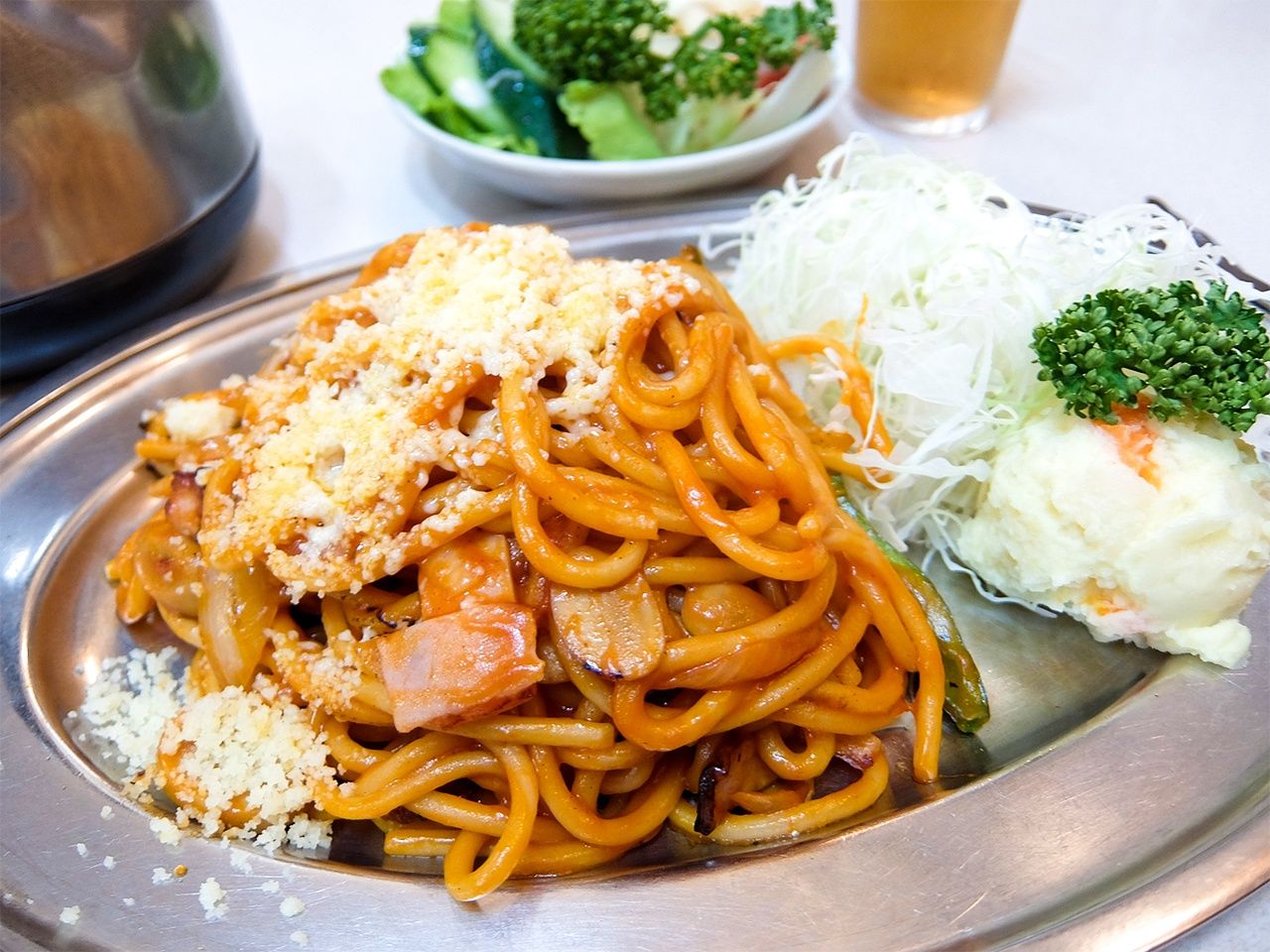 Espaguetis a la napolitana del Center Grill (Yokohama). Fotografía de la autora. 