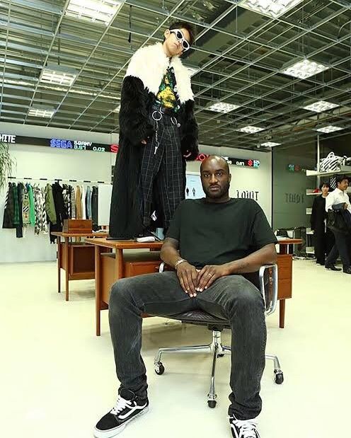 La fotografía de YOSHI junto a Virgil Abloh en su cuenta de Instagram (Imagen cortesía de Starbase)
