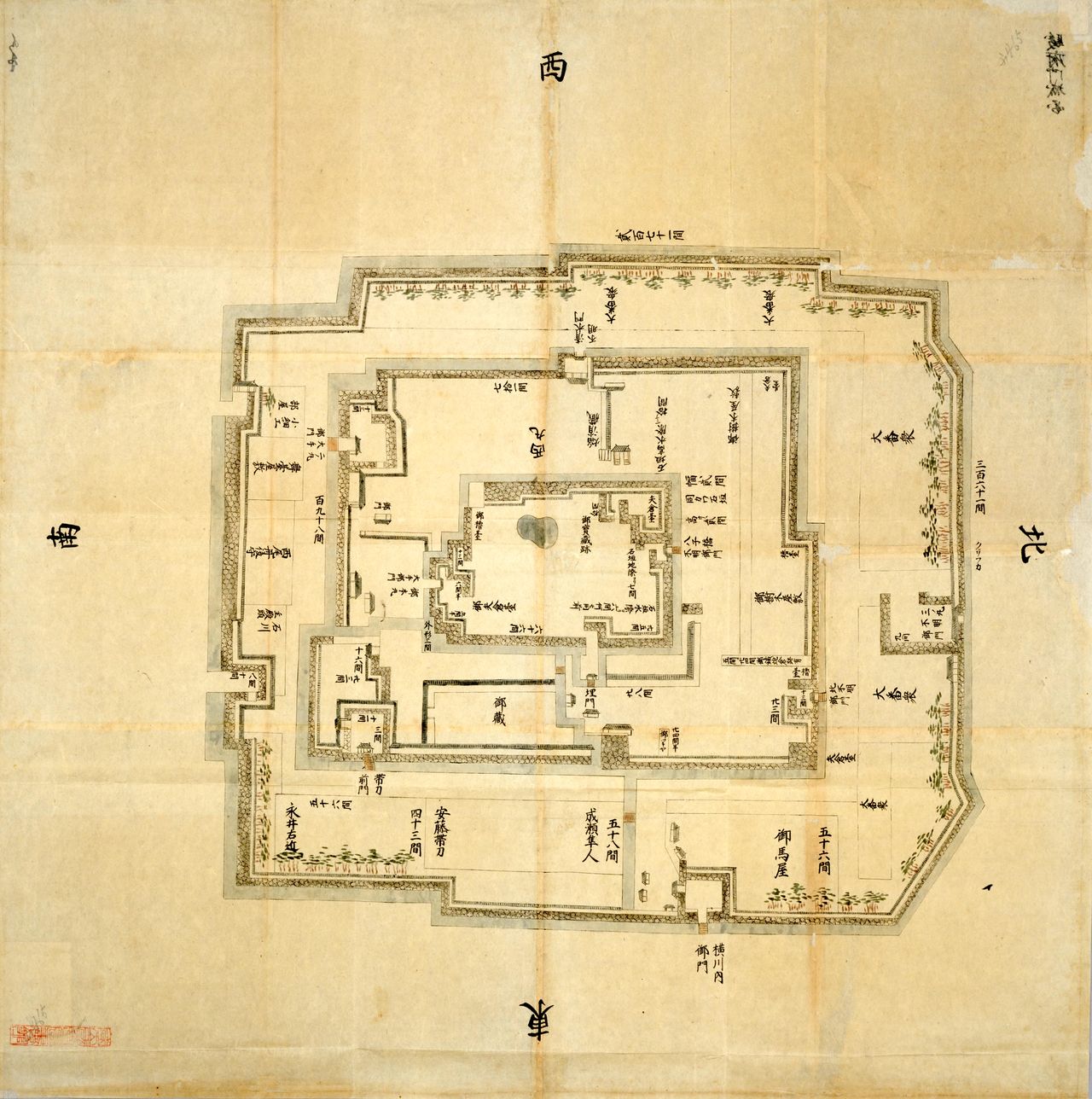 Mapa del castillo de Sunpu extraído de Nihon kojō ezu (Planos de antiguos castillos de Japón). Aunque se elaboró después de mediados del periodo Edo (1603-1868) y es distinto del castillo que ocupaba Ieyasu, el plano muestra que contaba con una gran ciudadela en cuyo centro se erigía el torreón. (Biblioteca de la Dieta Nacional).