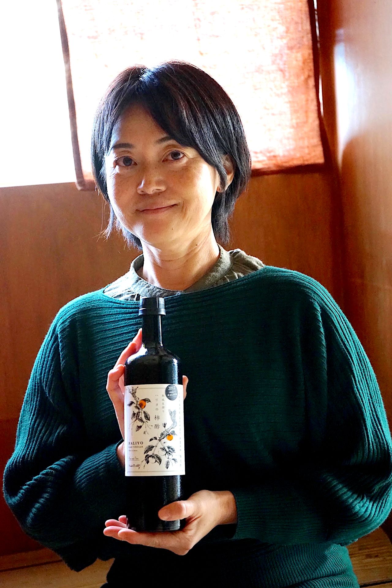 Durante el primer año, Itō estaba tan estresada por pensar si obtendría un producto utilizable que empezó a perder pelo. “Ahora las cosas están mucho más relajadas”, dice con una sonrisa. (© Ukita Yasuyuki)