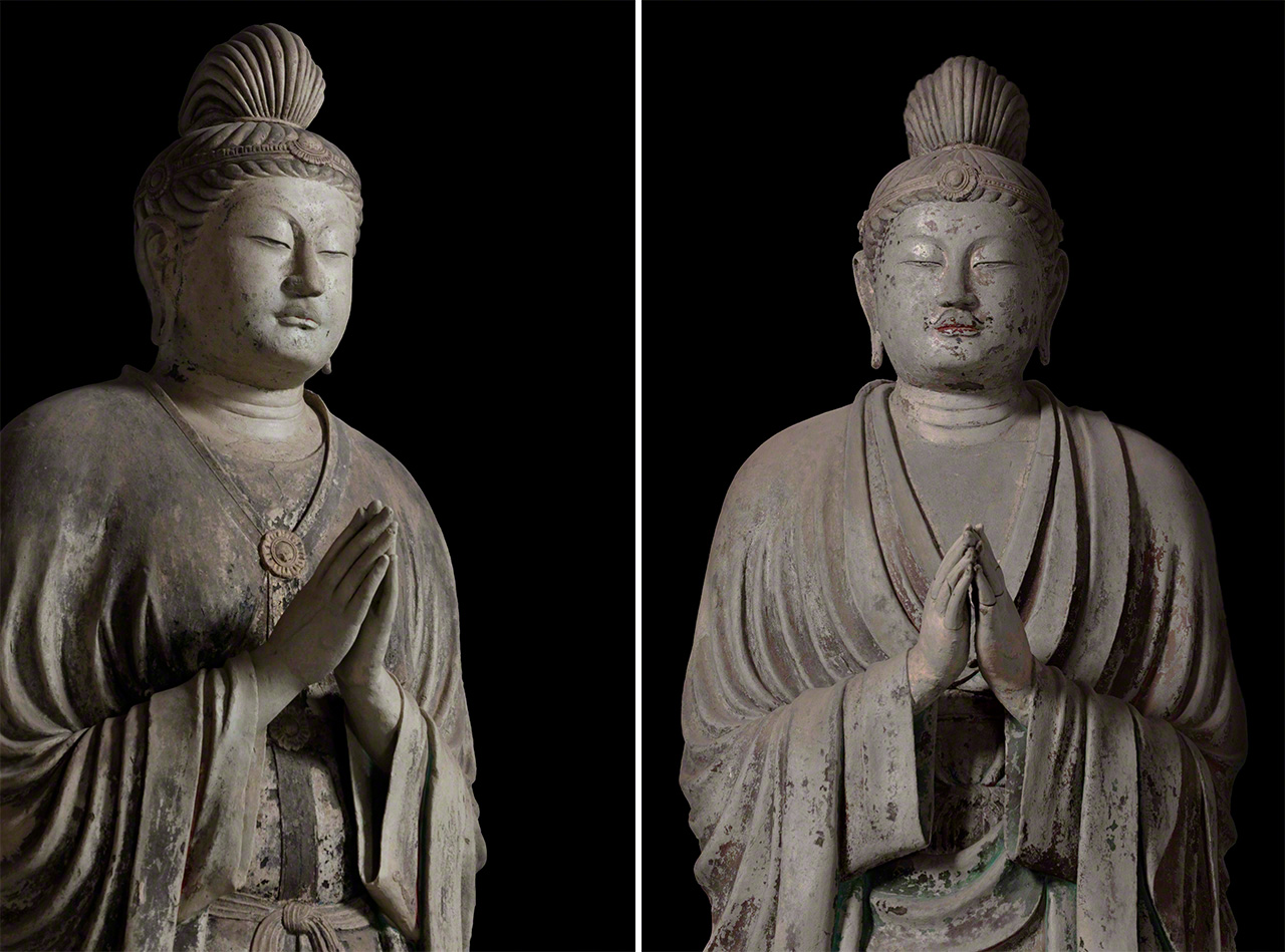 Parte superior de ambas estatuas, con Gakkō esta vez a la izquierda.