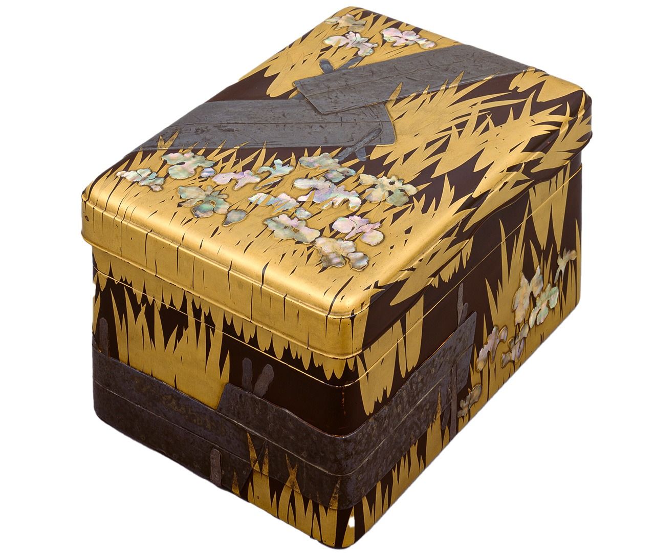 Caja para tinta con ocho puentes. Tesoro Nacional. (Colección del Museo Nacional de Tokio. Fuente: ColBase)