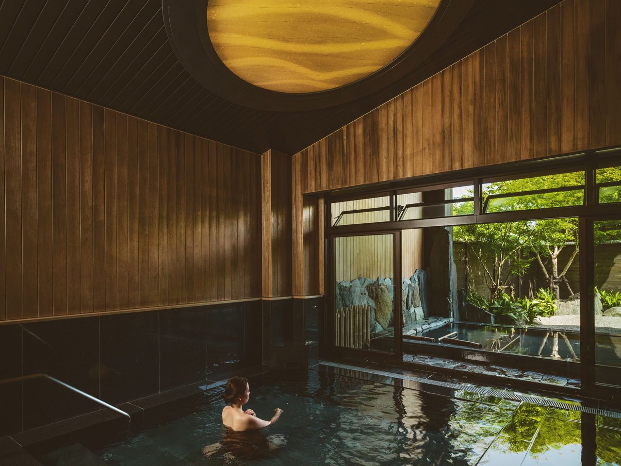 Las aguas termales Etajima onsen, al lado del hotel. (Fotografía de Etajimasou)