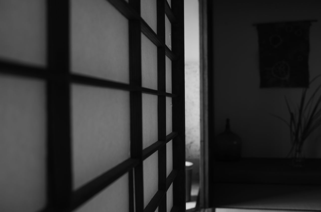 (© Narita Mieko Haku)