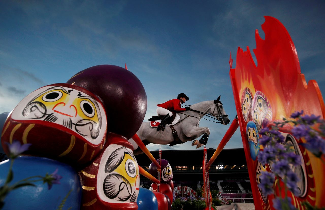 IMAGEN DE ARCHIVO REFERENCIAL. La suiza Melody Johne junto a su caballo Toubleu De Rueire compiten en los Juegos Olímpicos de Tokio, Equestrian Park, en Tokio, Japón - Agosto 2, 2021. REUTERS/Molly Darlington
