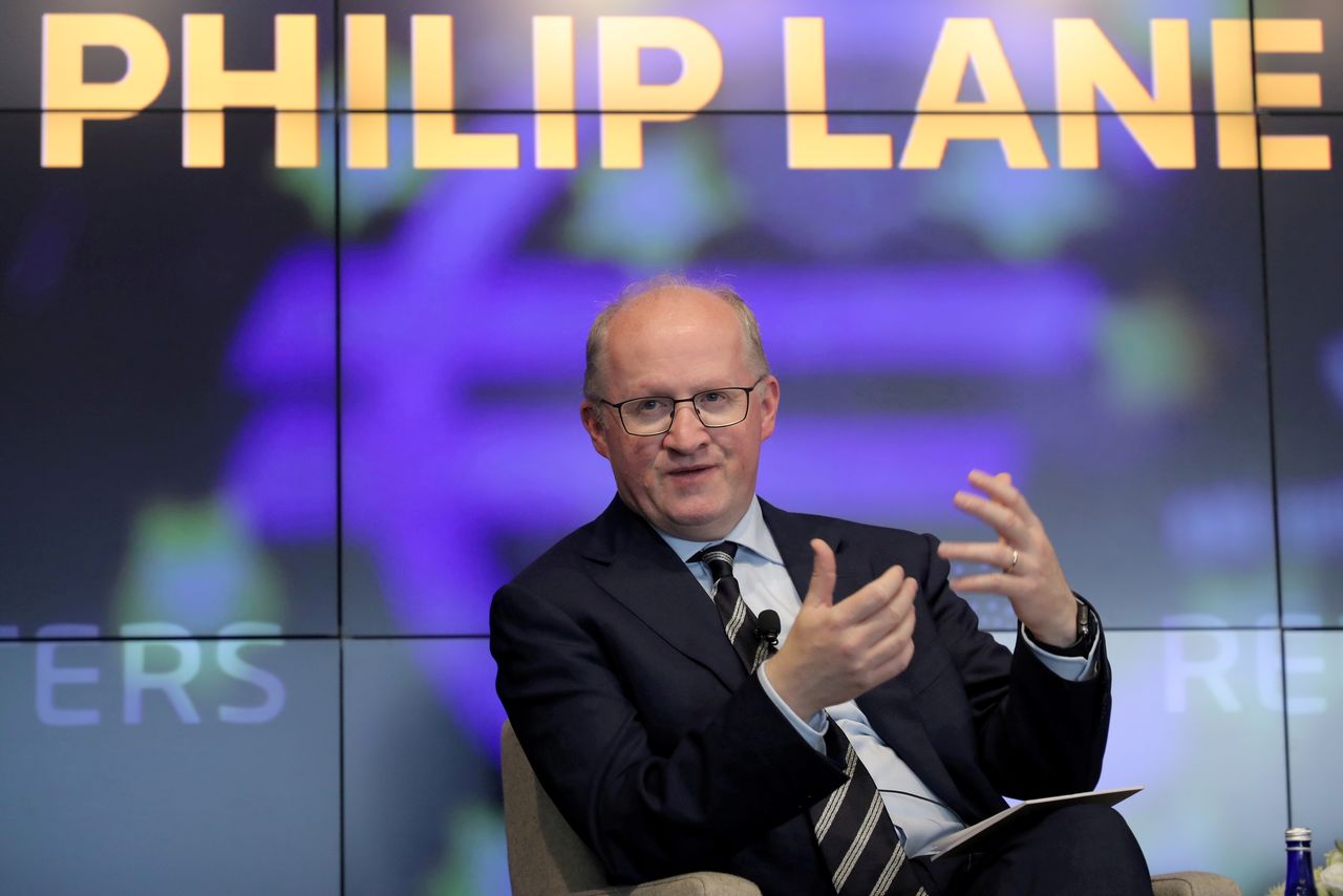 FOTO DE ARCHIVO: El economista jefe del Banco Central Europeo, Philip Lane, habla durante un evento de Reuters Newsmaker en Nueva York, Estados Unidos, el 27 de septiembre,  2019. REUTERS/Gary He