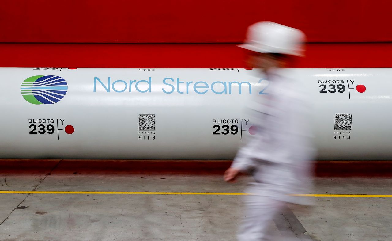 Foto de archivo del logo del gasoducto Nord Stream 2 en Chelyabinsk, Rusia
Feb 26, 2020. REUTERS/Maxim Shemetov