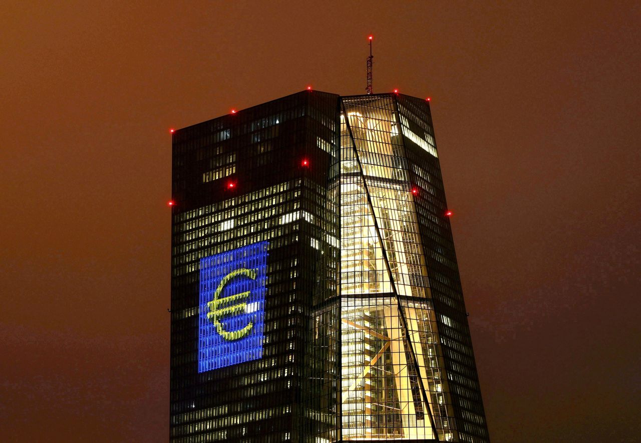 FOTO DE ARCHIVO: La sede del Banco Central Europeo (BCE) en Fráncfort, Alemania, 12 de marzo de 2016. REUTERS/Kai Pfaffenbach