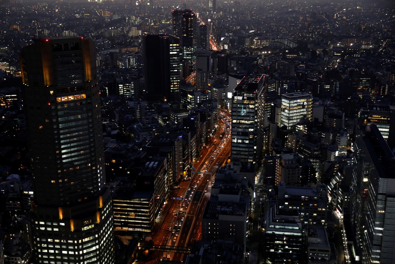 Imagen de archivo de edificios en Tokio, Japón. 7 de diciembre, 2020. REUTERS/Kim Kyung-Hoon/Archivo