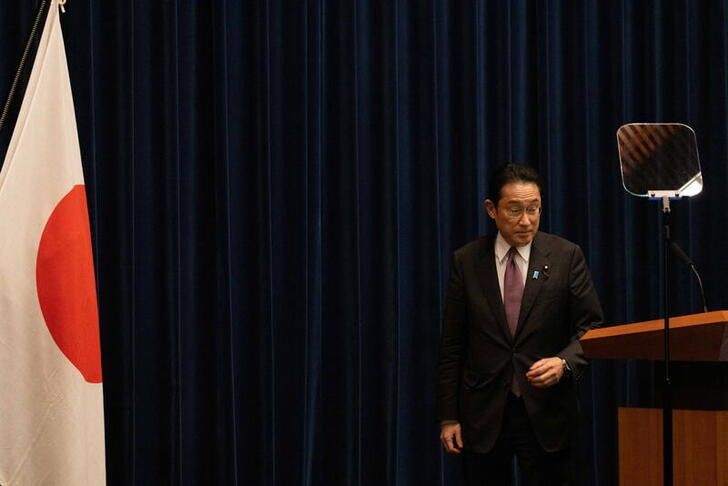 Foto del miércoles del Primer Ministro de Japón, Fumio Kishida, en una rueda de prensa
Mar 16, 2022. Stanislav Kogiku/Pool via REUTERS