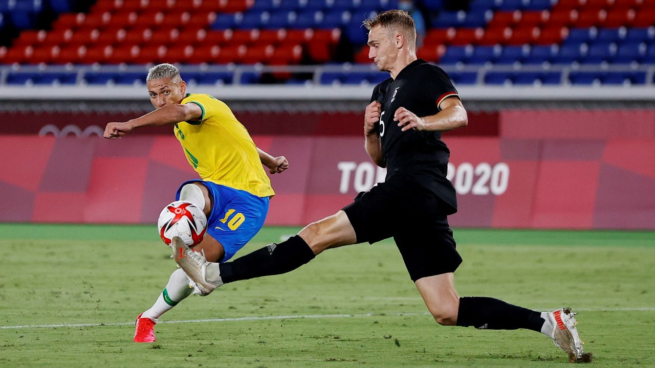 Jul 22, 2021.
Foto del jueves de Richarlison marcando el tercer gol de Brasil en la victoria sobre Alemania.
REUTERS/Phil Noble