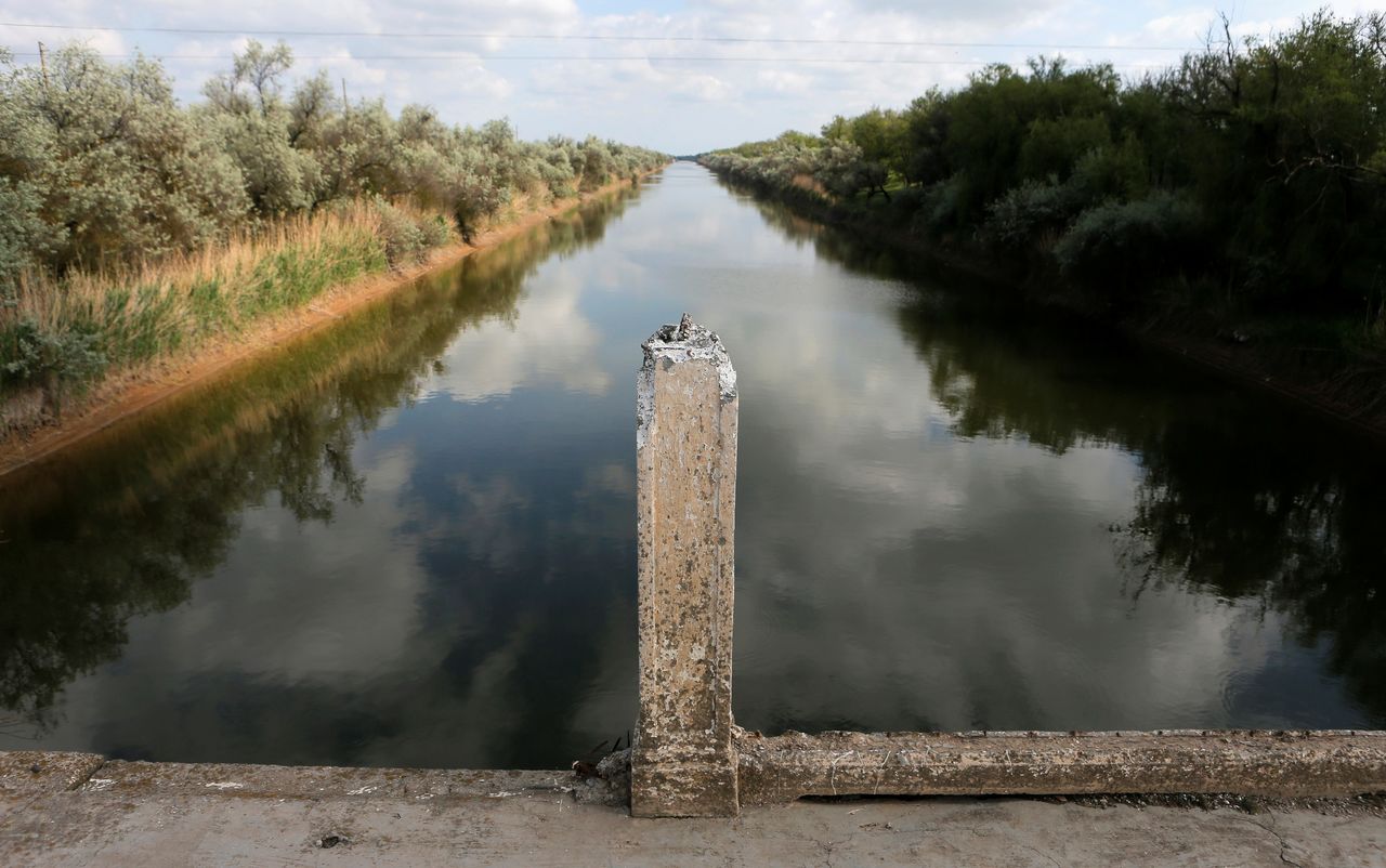 Foto de archivo ilustrativa de una sección del canal del Norte de Crimea en la licalidad de Krasnoperekopsk
May 10, 2014. REUTERS/Maxim Shemetov/