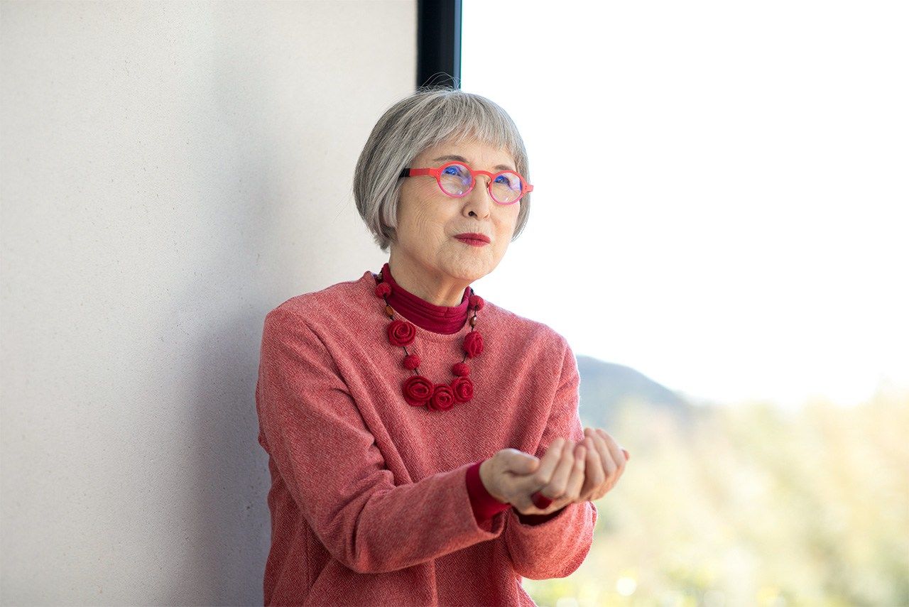 “Si intentamos llevar agua a un niño enfermo usando solo las manos, se nos derrama por el camino, ¿verdad?”