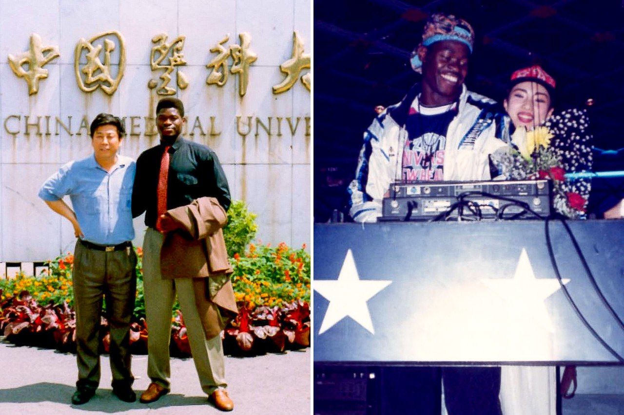 A la izquierda, en la Universidad Médica de China en 1994; a la derecha, en el club nocturno de Shenyang donde pinchaba discos como DJ para mantenerse, en 1995. (Cortesía de François Niyonsaba)