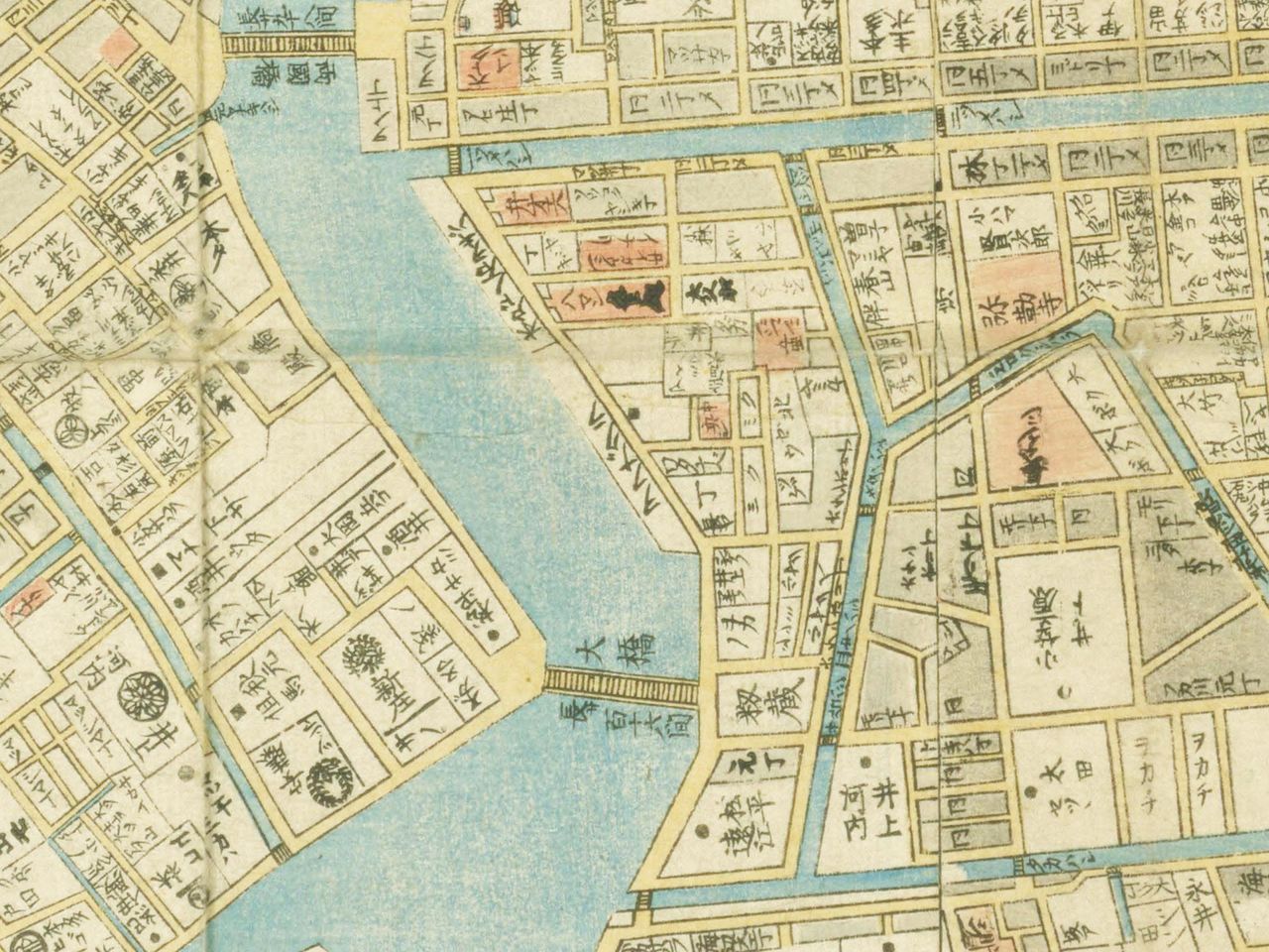 Un extrait de la « Grande carte d’Edo révisée dans les années Ansei ». On observe, au centre, à l’est du de la Sumida, un lieu nommé Atake (réserve de la bibliothèque de la Diète).