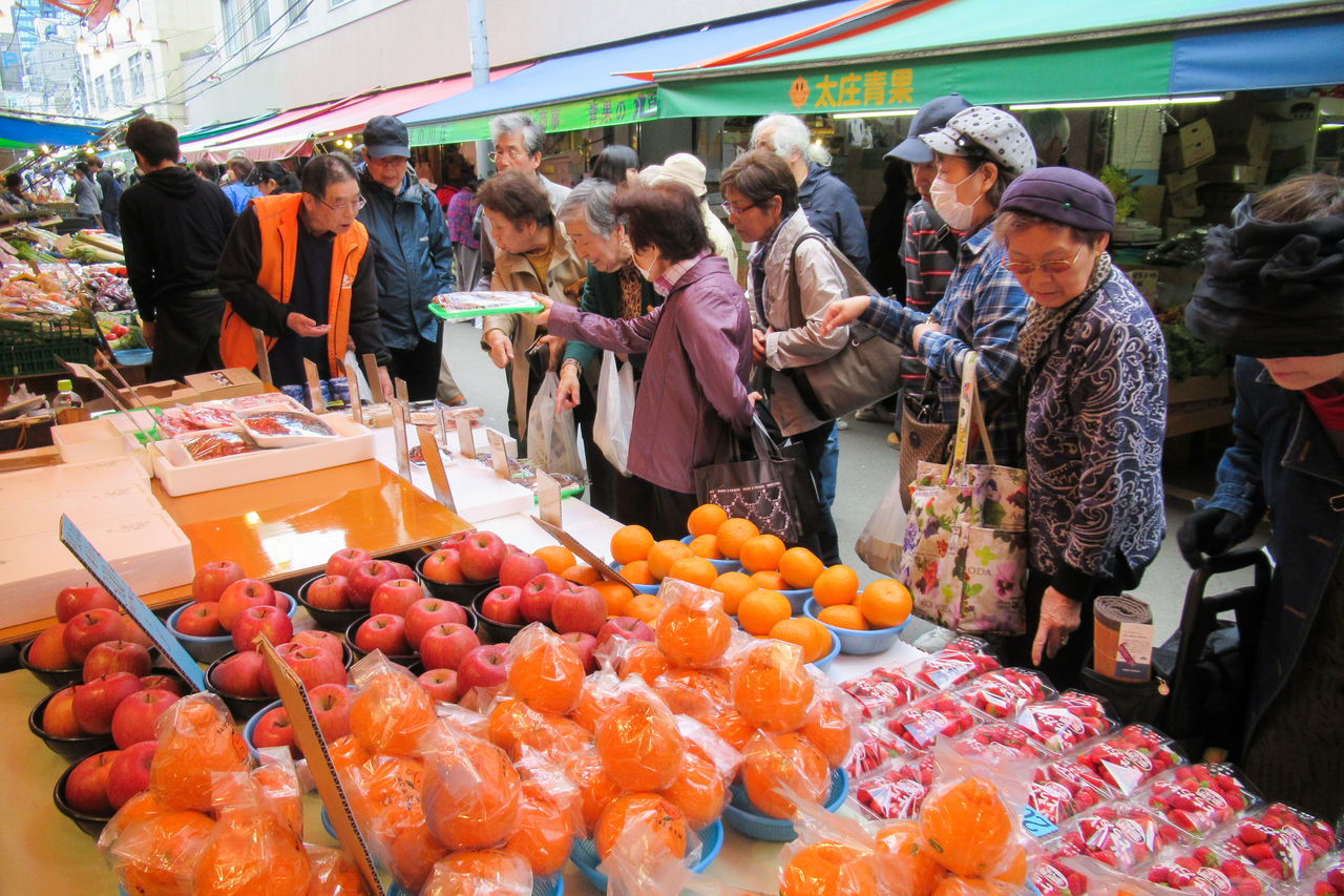 Le marché du matin de Sendai : à la criée et tout en couleurs (© Association promotionnelle du marché du matin de Sendai)