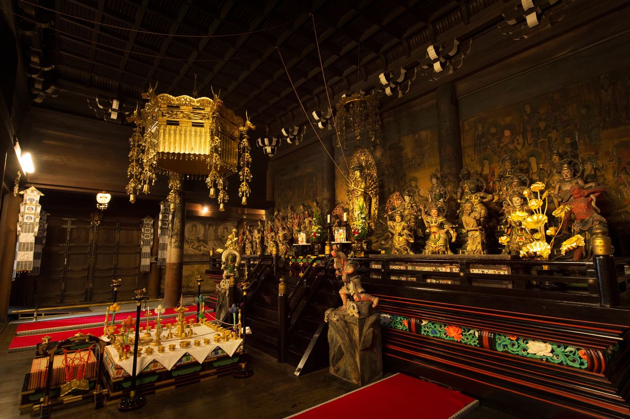 Le pavillon du Kannon-dô vient d’être restauré pendant six ans. Généralement fermé au public, lieu de méditation pour les bonzes.