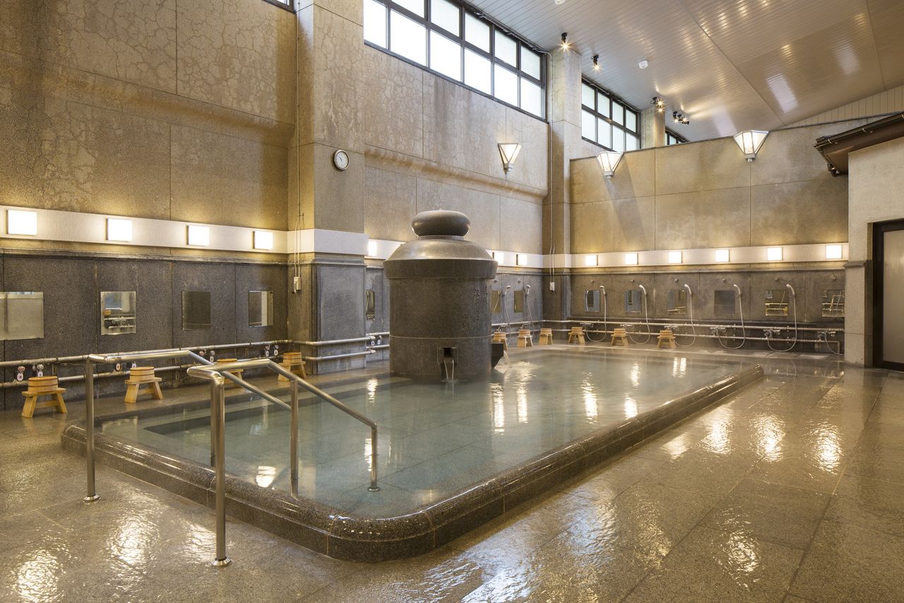 L’annexe Tsubaki no Yu dispose d'une salle simple et sans fioritures. (Avec l’aimable autorisation du consortium de Dôgo)