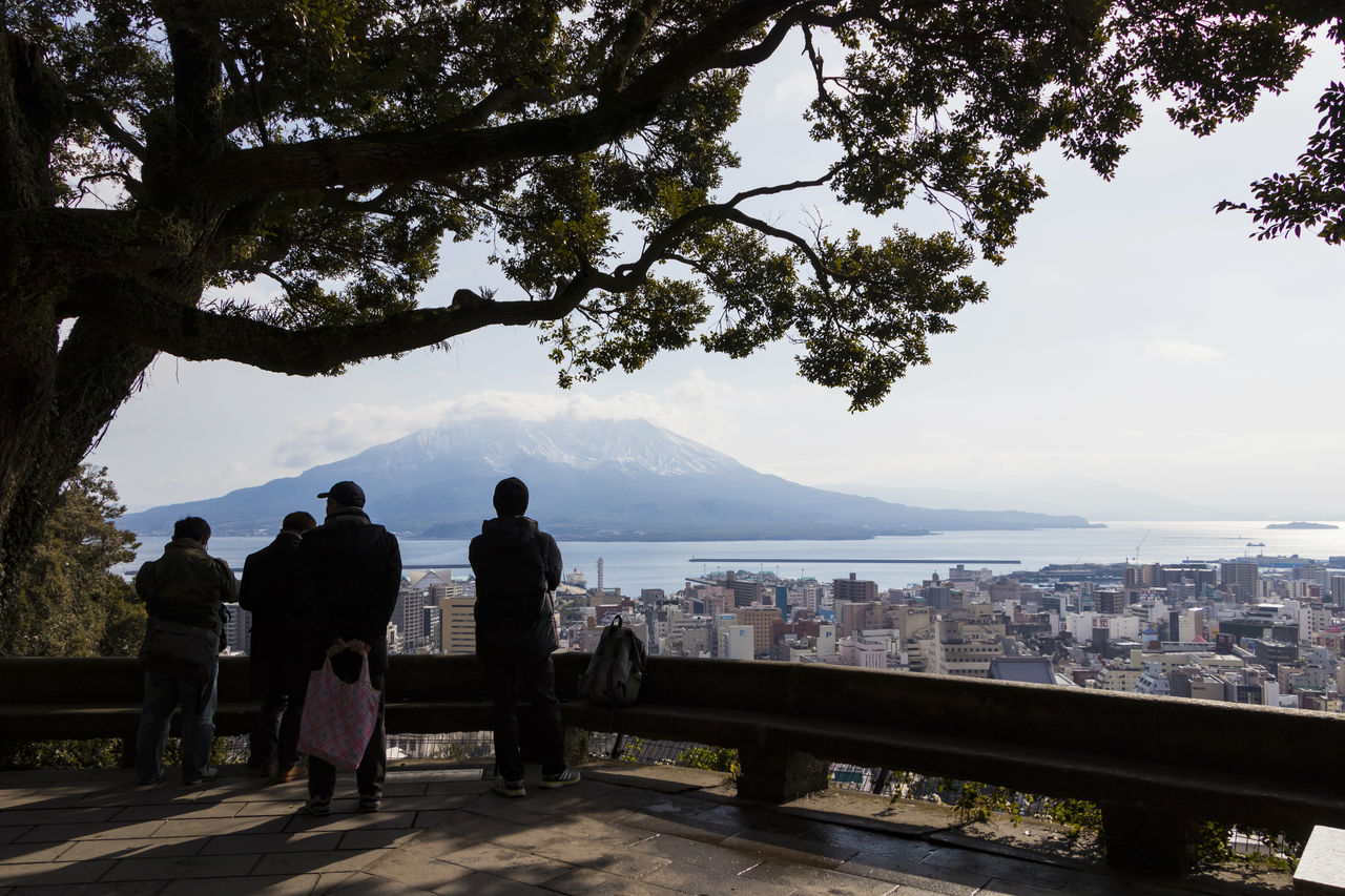Vue panoramique depuis le point d'observation au sommet de Shiroyama