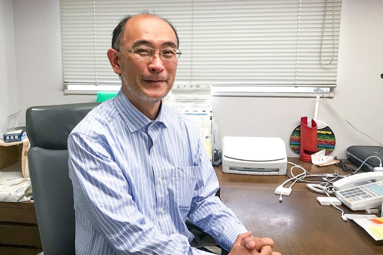 Le professeur Ôguchi Takashi de l'Institut des sciences industrielles de l'université de Tokyo est expert en gestion et contrôle du trafic