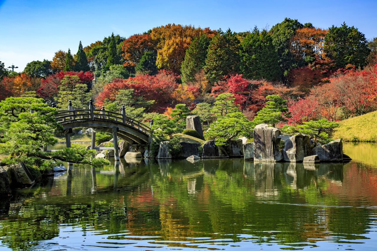 Le jardin Sankei-en de Mihara, préfecture de Hiroshima (Pixta)