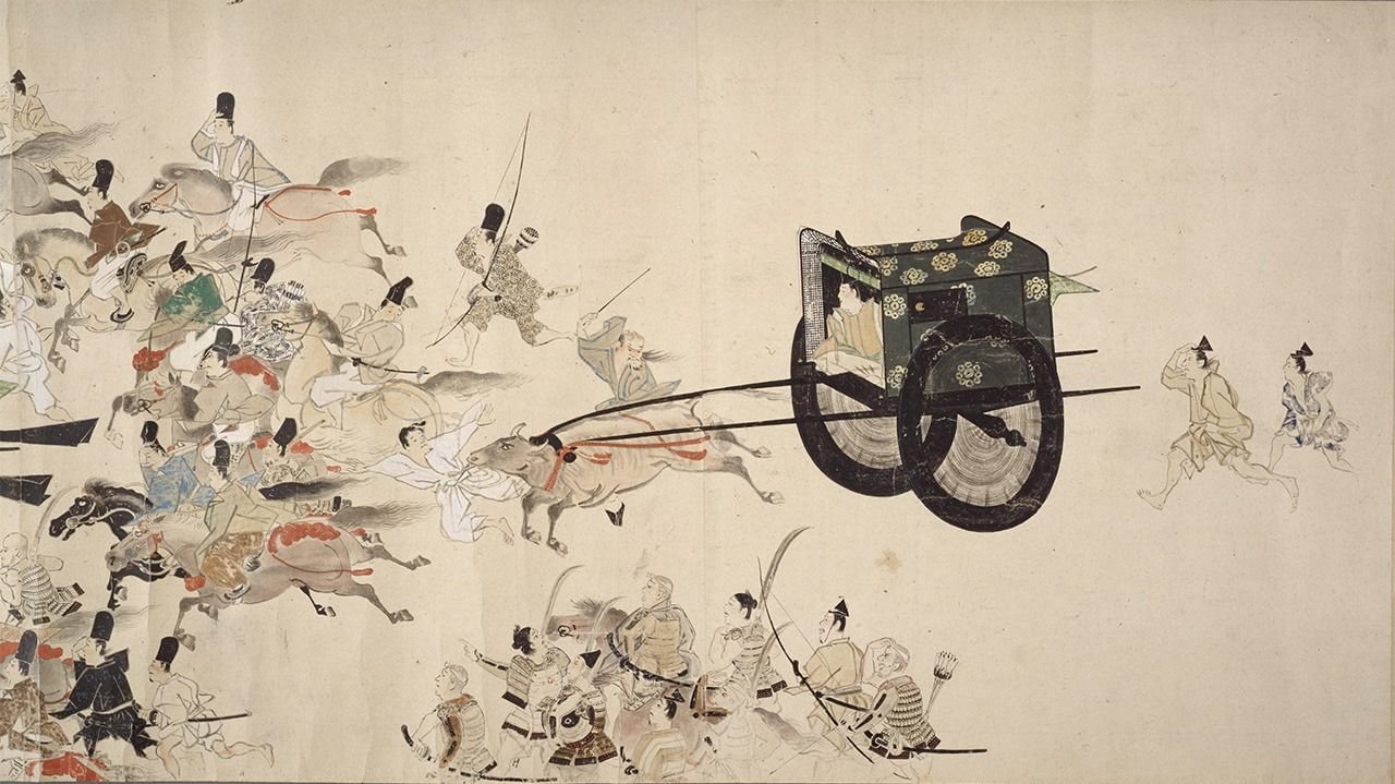 Dans le rouleau peint du Heiji Monogatari, qui dépeint les bouleversements qui surviennent dans la société japonaise durant la guerre de Genpei (1180-1185), on peut voir le chariot à bœufs d'un noble impliqué dans une bataille. Un blason à motif kuyô est représenté ici. Le kuyô (« neuf besants ») est censé éloigner la malchance. (Collection de la Bibliothèque nationale de la Diète)