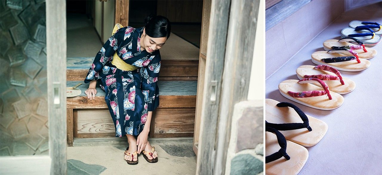 (À gauche) Cette jeune Japonaise en kimono traditionnel est en train de retirer ses socques en bois (geta) avant d’entrer dans une maison. (À droite) Une rangée de sandales de paille (zôri) impeccablement alignées, dans l’entrée d’une maison japonaise. (Pixta)