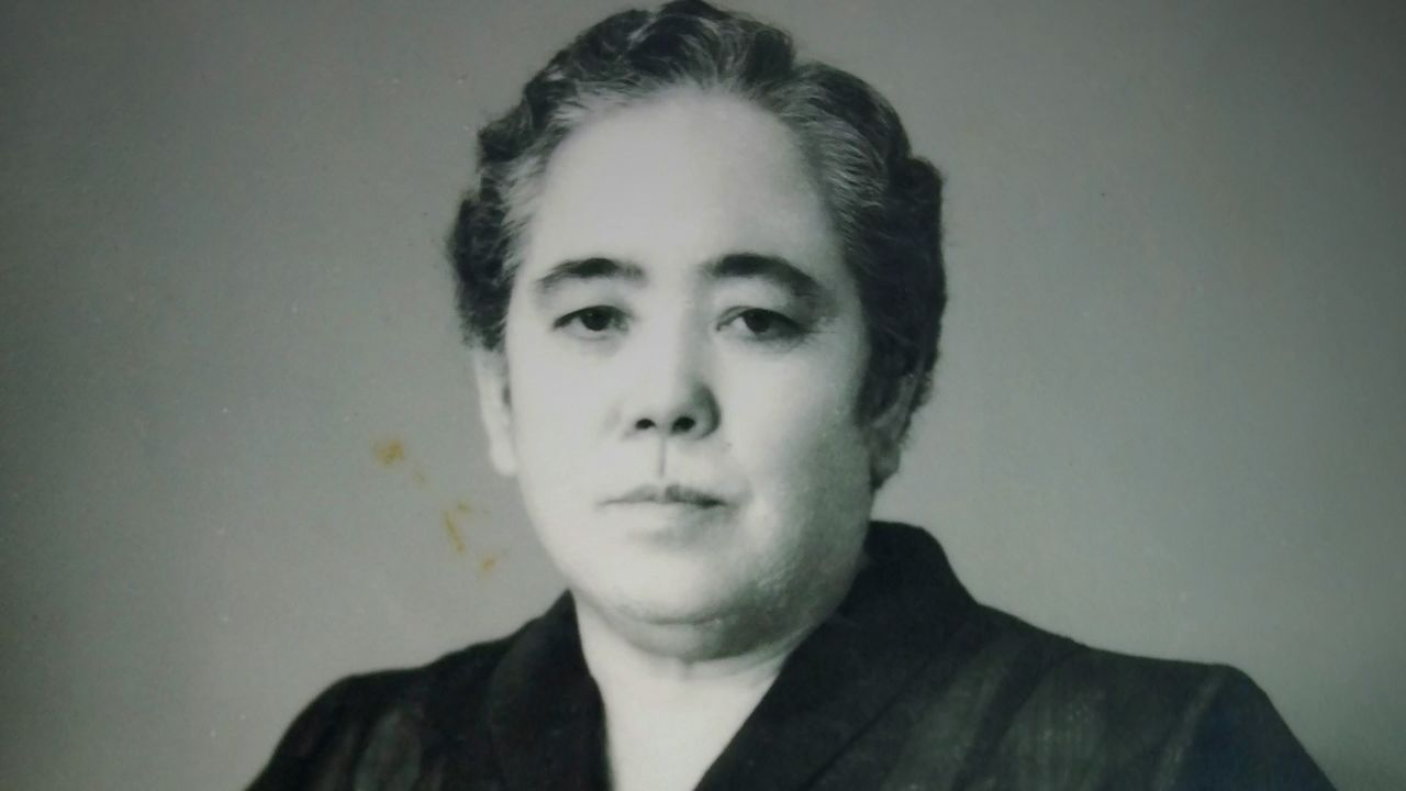 Tamashiro Ushi, la poissonnière qui a intenté le « procès du sanma » (© Okinawa Television)