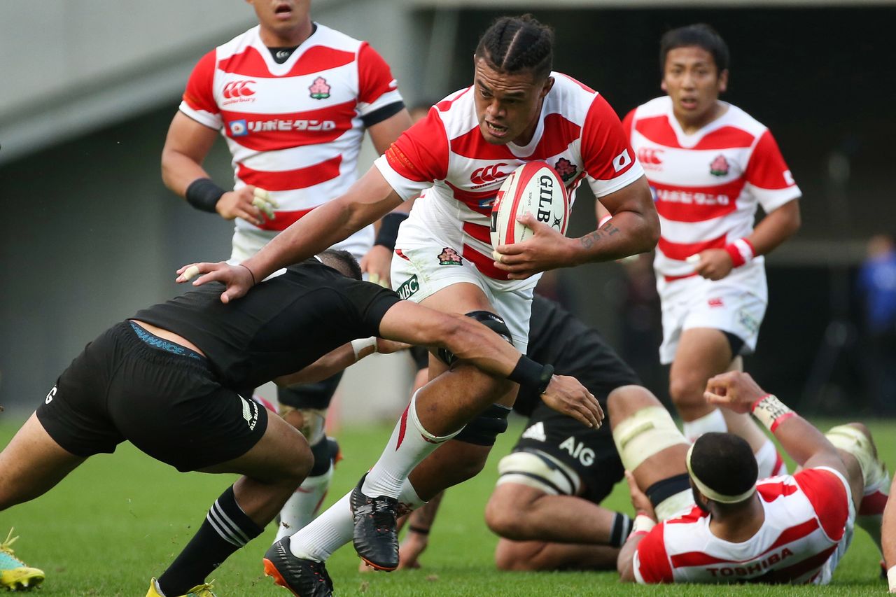 Lors du match amical contre la Nouvelle-Zélande, Hendrik Tui a marqué un essai pour l’équipe japonaise à la première mi-temps. Stade Ajinomoto, Tokyo, 3 novembre 2018. (Jiji Press)