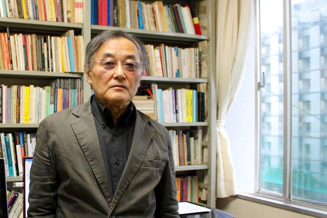 Ogura Hidetaka, professeur à l’université de Kanagawa