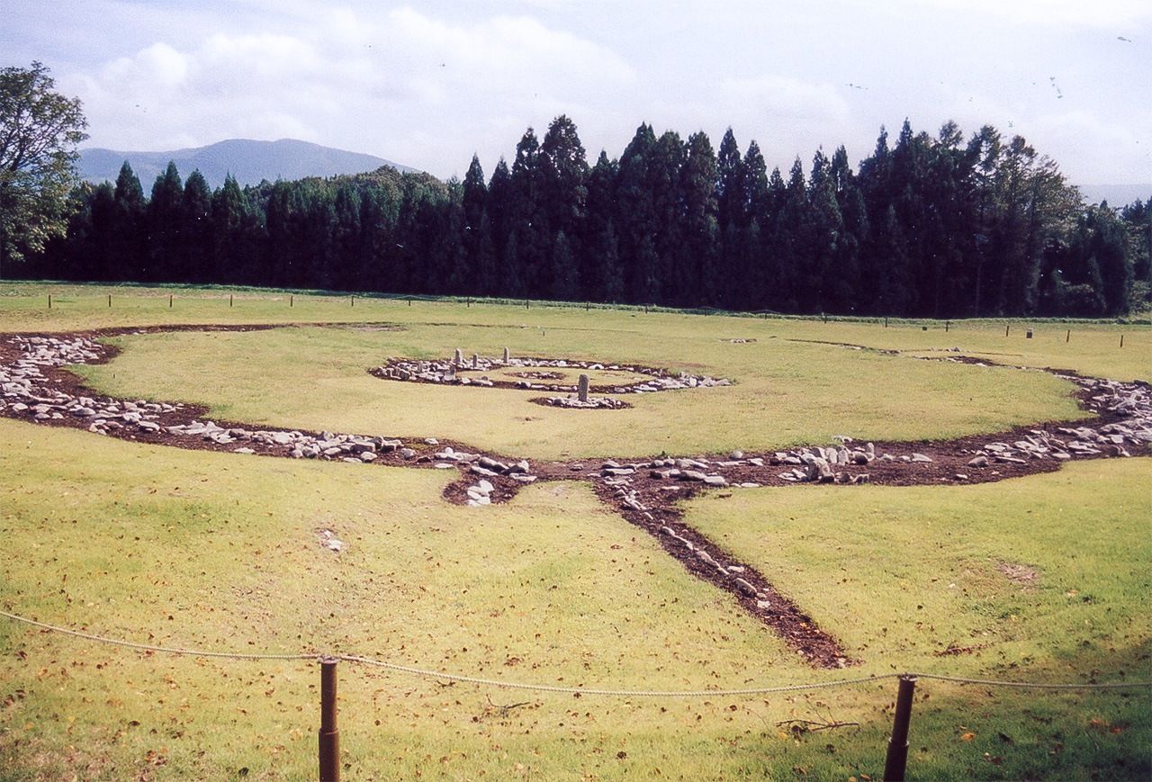 Les cercles de pierres d’Ôyu à Kazuno, préfecture d’Akita (photo avec l’aimable autorisation du Comité éducatif de Kazuno).
