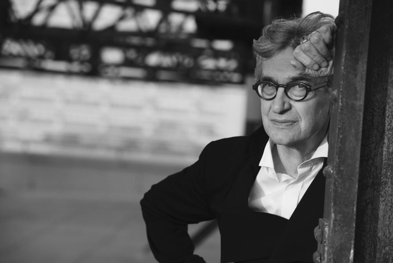 Wim Wenders, réalisateur du film Perfect Days (© Peter Lindbergh 2015)