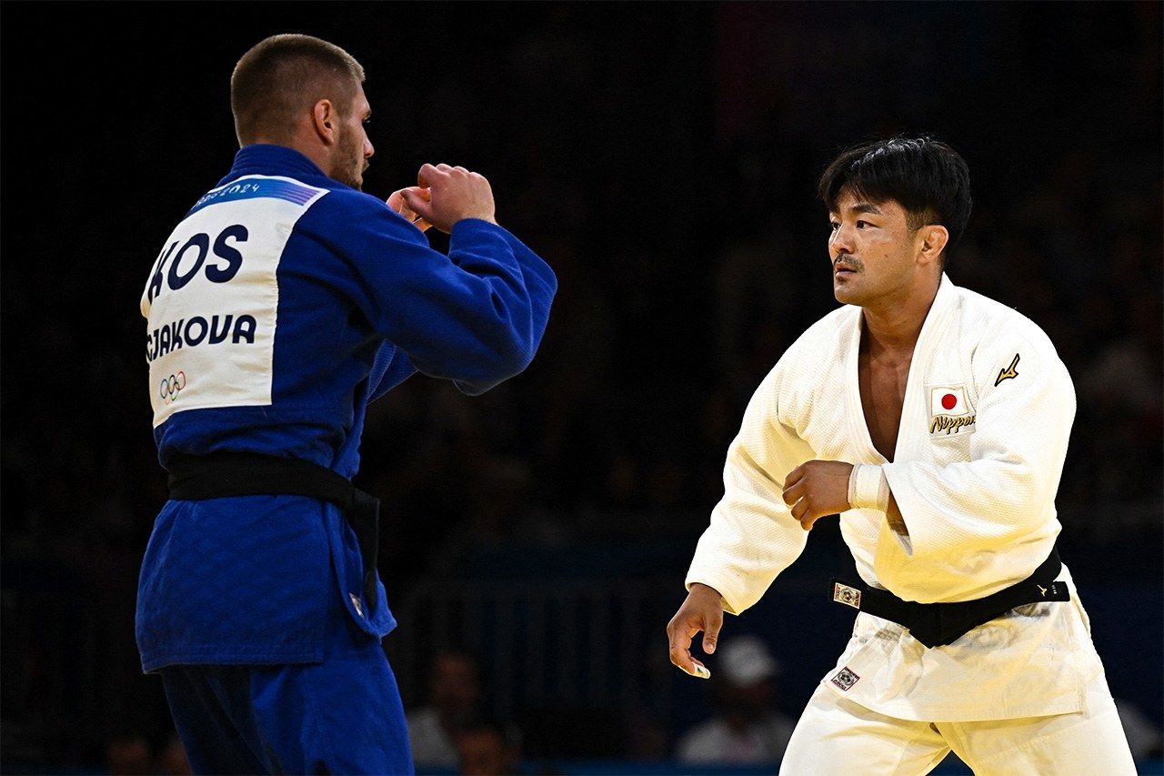 Son waza-ari exécuté tôt pendant le combat l’a aidé à saisir sa victoire contre le Kosovar Akil Gjakova. (Reuters)