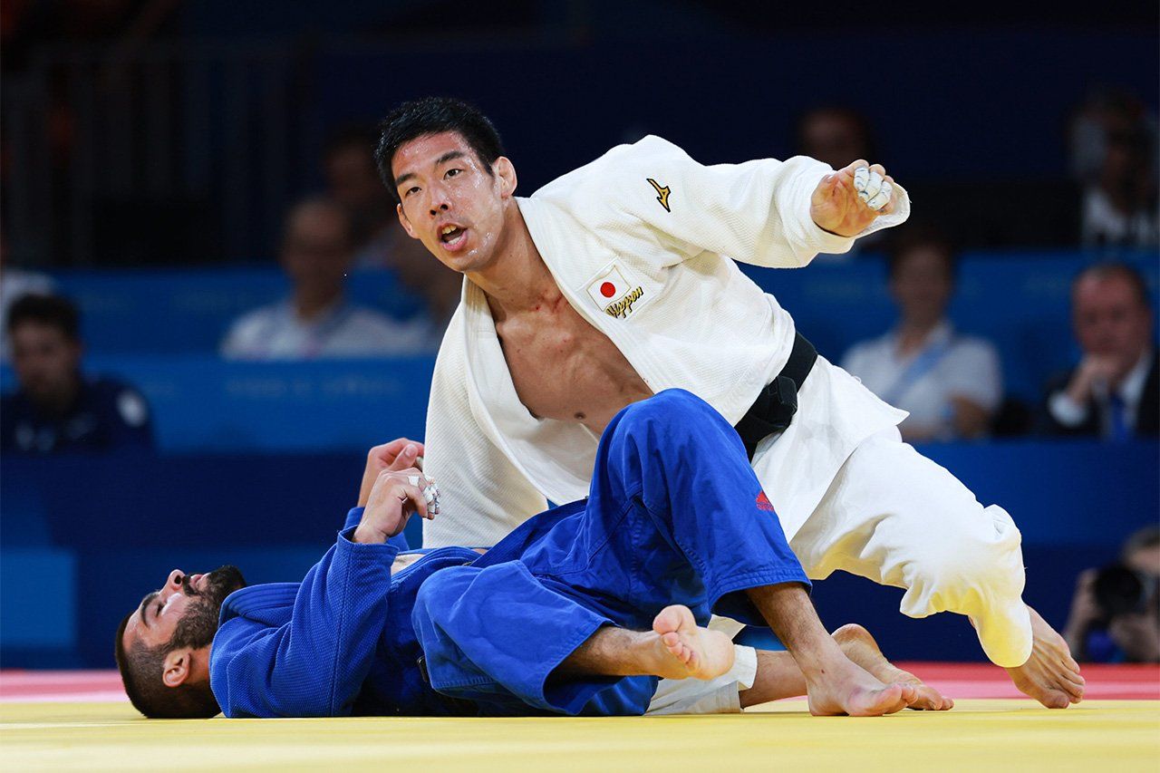 En battant le champion du monde géorgien Tato Grigalashvili, Nagase est devenu le premier judoka à remporter deux médailles consécutives dans cette catégorie. Il avait par ailleurs obtenu le bronze aux Jeux de Rio 2016. (Jiji)