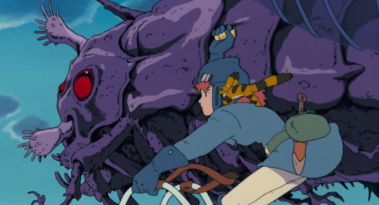 Nausicaä avec un Ômu, sorte d’insecte géant, dans Nausicaä de la vallée du vent. (© 1984 Studio Ghibli)